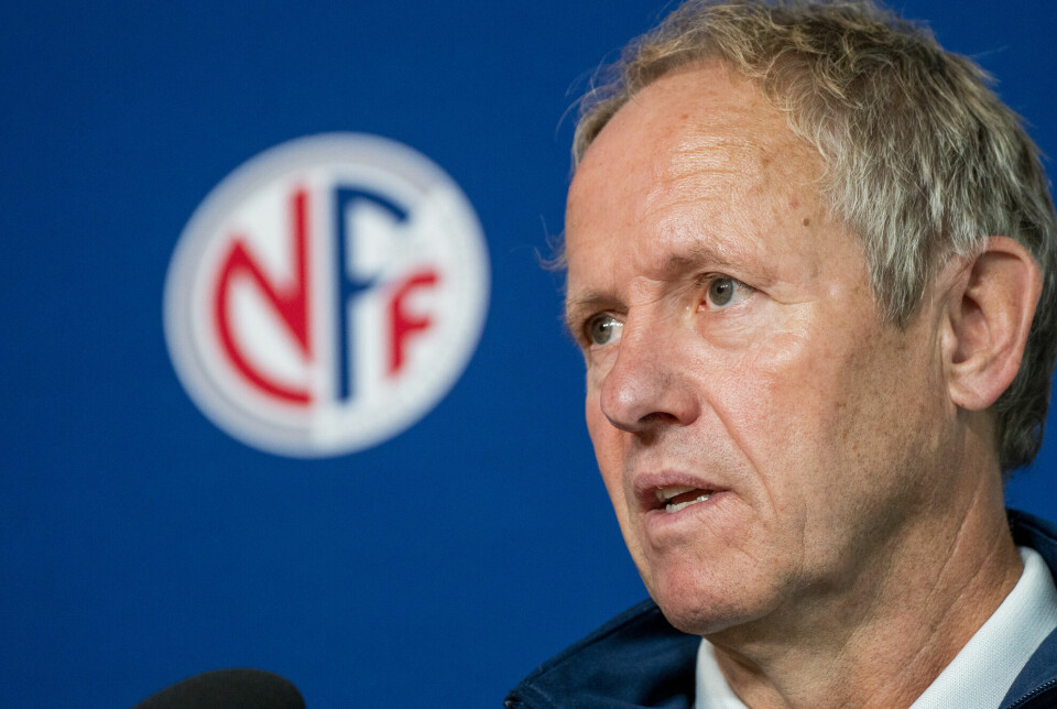 Generalsekretær Pål Bjerketvedt i Norges Fotballforbund vil kontakte Fifa og kreve svar om søksmålstrusselen mot Josimar fra VM-arrangørene i Qatar.