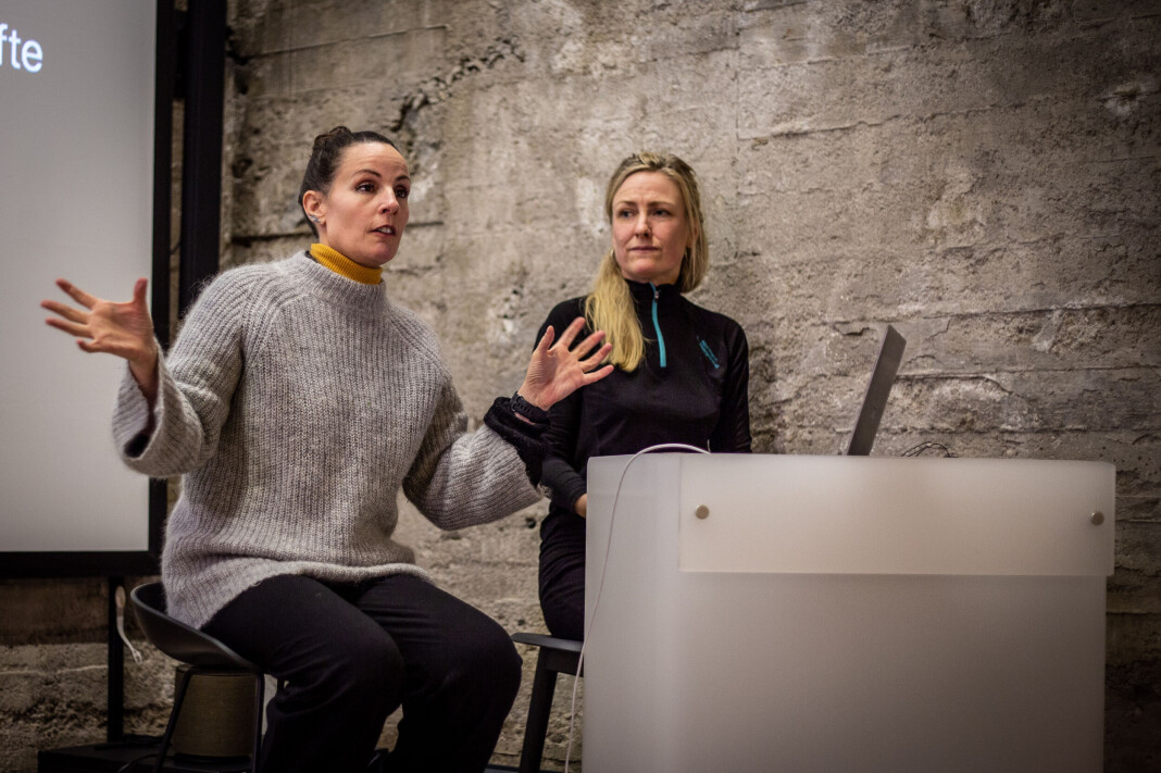 Linda Bournane Engelberth og PK-leder Marte Christensen ledet workshop for kvinnelige fotografer før jul i fjor. Målet om å øke andelen kvinnelige innsendere til Årets bilde ser ut til å være nådd. Linda Bournane Engelberth og PK-leder Marte Christensen ledet workshop for kvinnelige fotografer før jul i fjor. Målet om å øke andelen kvinnelige innsendere til Årets bilde ser ut til å være nådd.