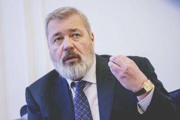 Dmitrij Muratov sammenligner trollfabrikker med å trykke falske penger. Dmitrij Muratov sammenligner trollfabrikker med å trykke falske penger.