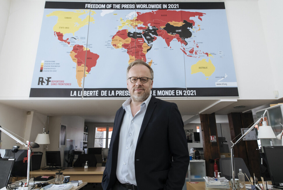 Leder for Reportere uten grenser, Christophe Deloire, fotografert på kontoret i Paris.