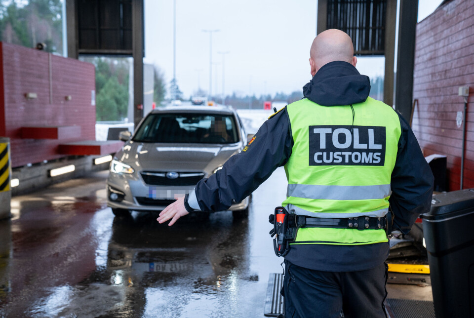 TV 2-serien «Toll» følger tollernes arbeid på grensen. Bildet er ikke hentet fra episoden som ble klaget inn for PFU. TV 2-serien «Toll» følger tollernes arbeid på grensen. Bildet er ikke hentet fra episoden som ble klaget inn for PFU.
