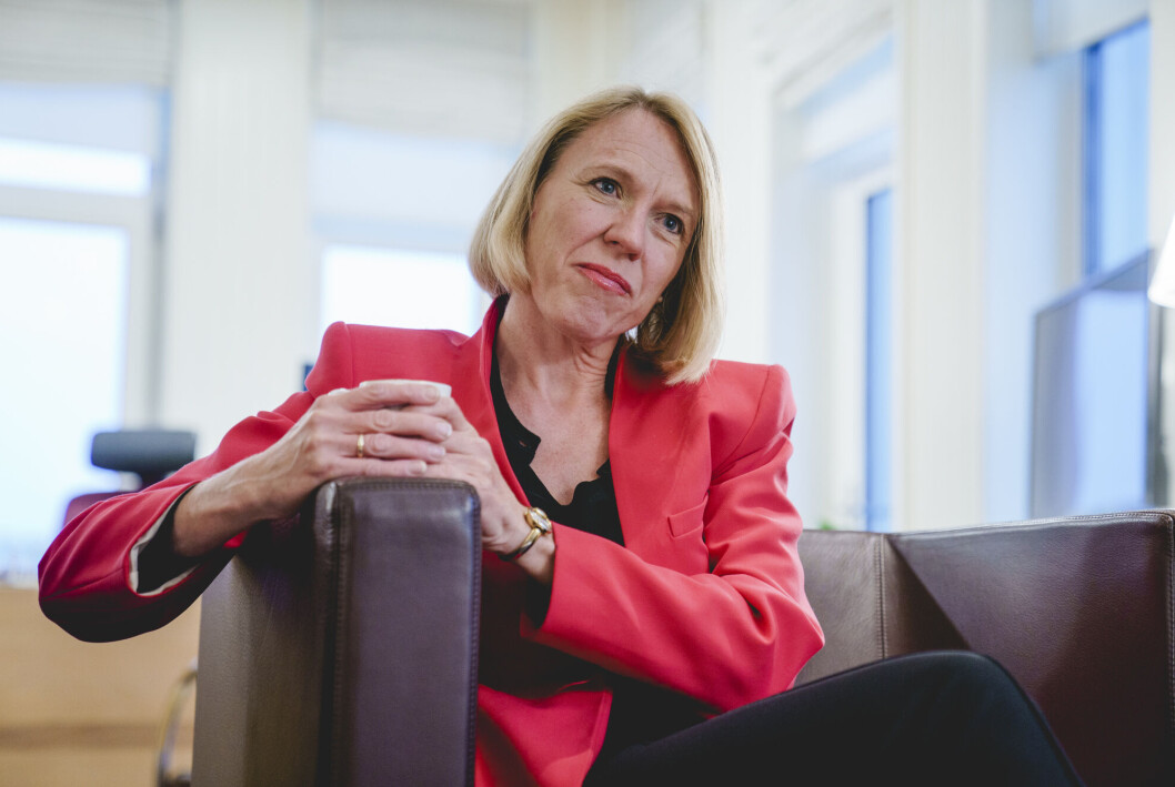 Utenriksminister Anniken Huitfeldt (Ap) skriver at det ikke er naturlig for henne å kommentere uavhengige rettslige prosesser i Storbritannia. Utenriksminister Anniken Huitfeldt (Ap) skriver at det ikke er naturlig for henne å kommentere uavhengige rettslige prosesser i Storbritannia.