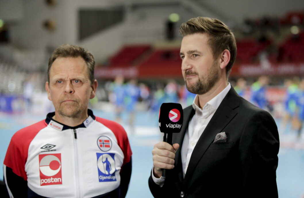 Daniel Høglund (t.h.) på jobb for Viaplay. Daniel Høglund (t.h.) på jobb for Viaplay.