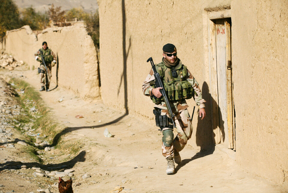 Norske soldater i ISAF-styrken på patrulje i Kabul i 2004.