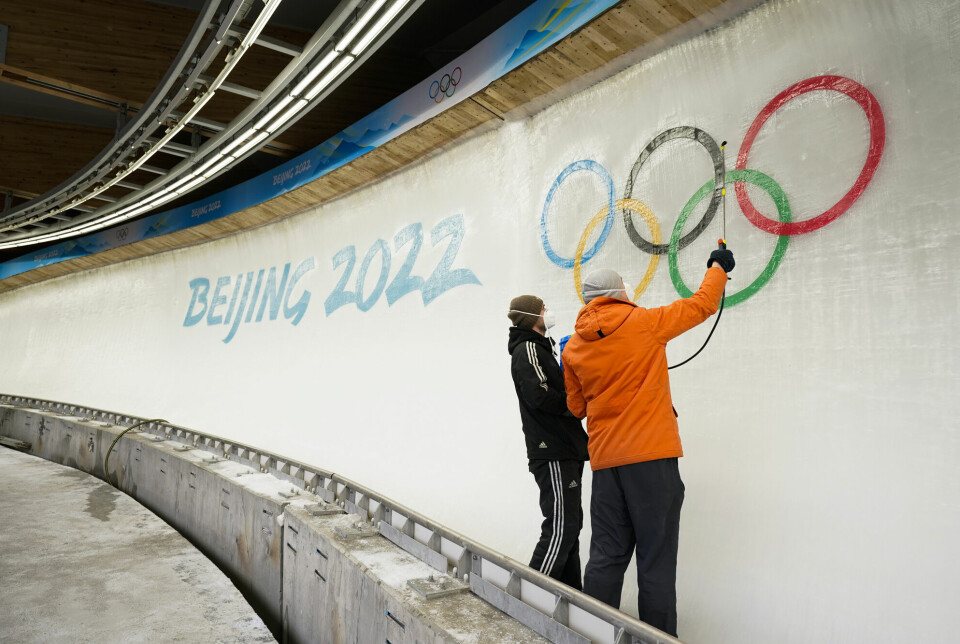 Både utøvere og journalister tar sine forholdsregler foran OL i Beijing.