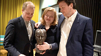 Tim Anderson Rask, Anna Kireeva og Amund Trellevik i Kirkenes i 2020, da Barents Press vant Stoltenberg-prisen.