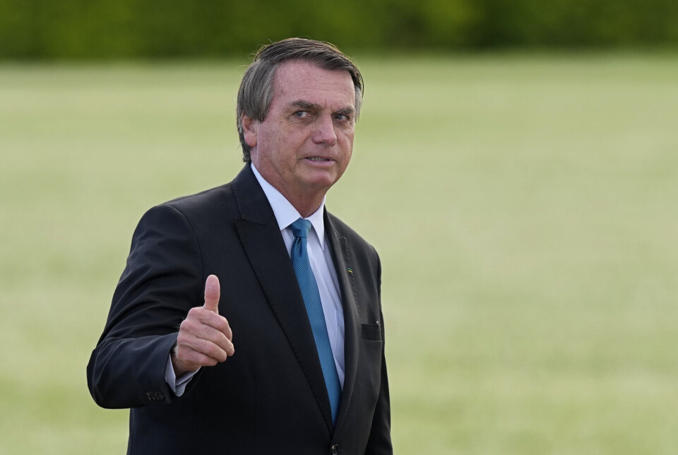 Brasils president Jair Bolsonaro har oppfordret tilhengerne til å følge ham på Telegram foran valget i oktober. Han kalte forbudet uakseptabelt og noe som setter brasilianernes frihet i fare. Brasils president Jair Bolsonaro har oppfordret tilhengerne til å følge ham på Telegram foran valget i oktober. Han kalte forbudet uakseptabelt og noe som setter brasilianernes frihet i fare.