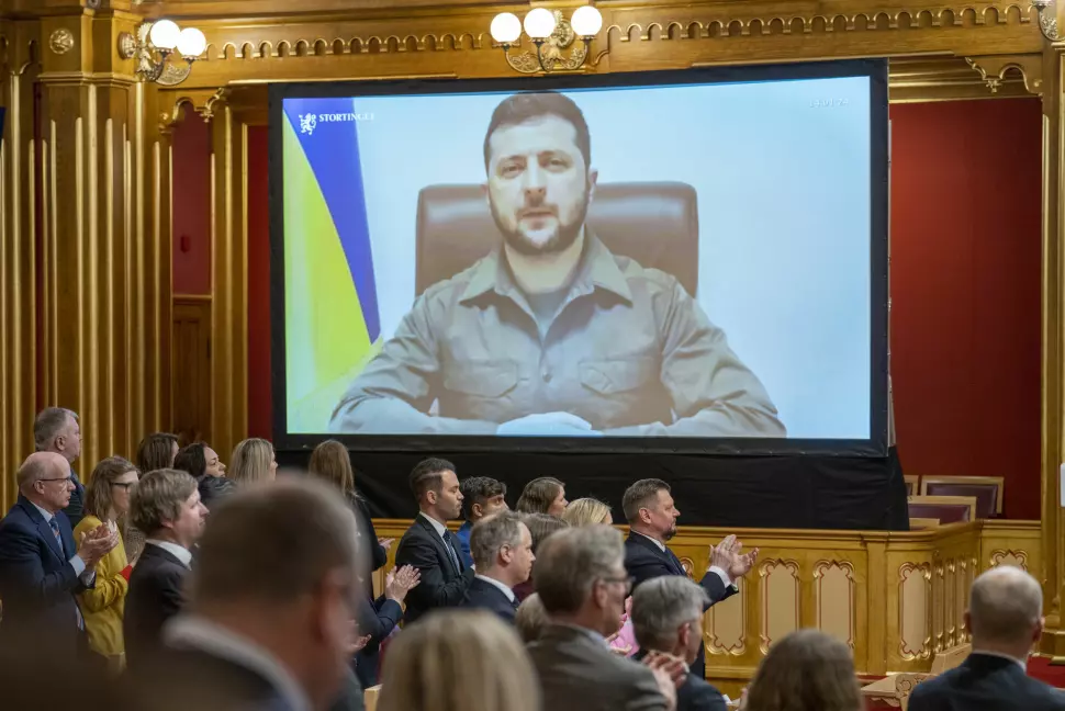 Ukrainas president Volodymyr Zelenskyj talte til Stortinget onsdag.