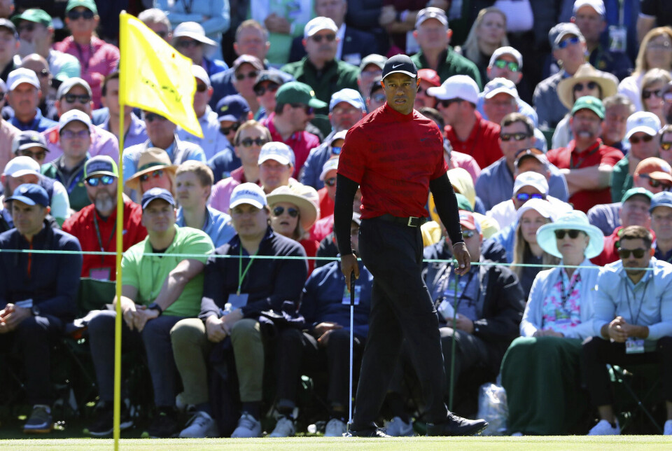Tiger Woods ble fulgt tett av både tilskuere og TV-seere i sitt comeback.