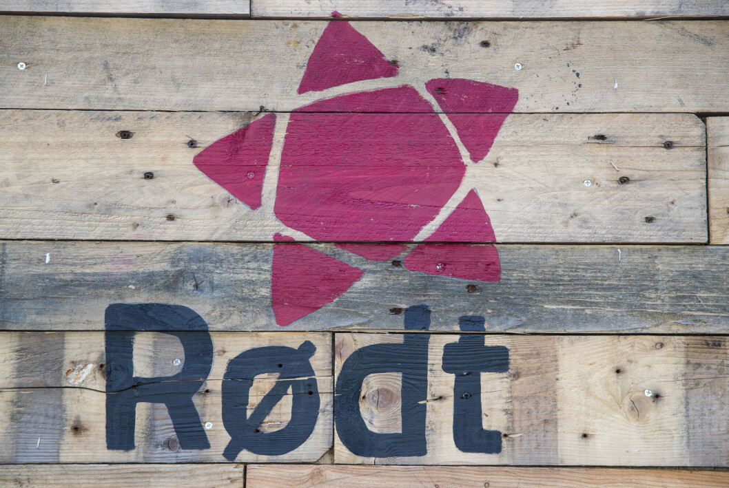Rødt har startet en prosess hvor de tar imot innspill fra organisasjonen om hvordan det skal håndtere koblingene mot Steigan.no, opplyser partiet. Rødt har startet en prosess hvor de tar imot innspill fra organisasjonen om hvordan det skal håndtere koblingene mot Steigan.no, opplyser partiet.