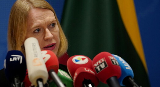 Vil ha Huitfeldt på banen i Assange-saken Vil ha Huitfeldt på banen i Assange-saken