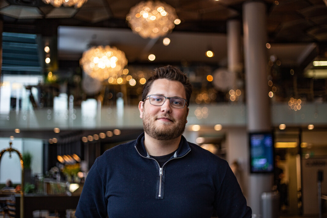– Jeg er veldig lettet, glad og spent, og håper alt blir som det skal, sier styreleder Erik Andreassen om Svarte Natta-konferansen. – Jeg er veldig lettet, glad og spent, og håper alt blir som det skal, sier styreleder Erik Andreassen om Svarte Natta-konferansen.