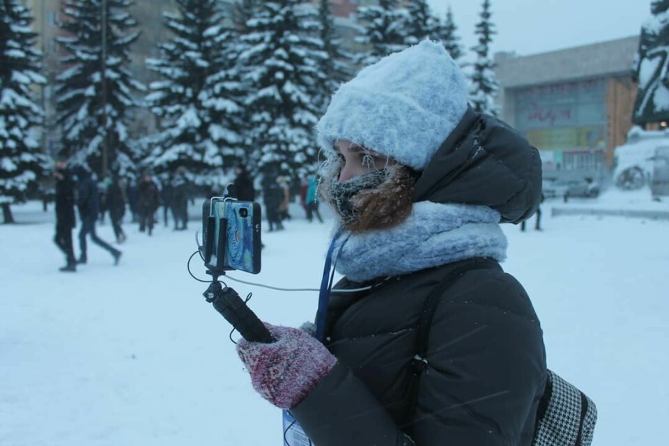 Darya Poryadina på jobb for Sota, da hun fortsatt bodde i Russland.