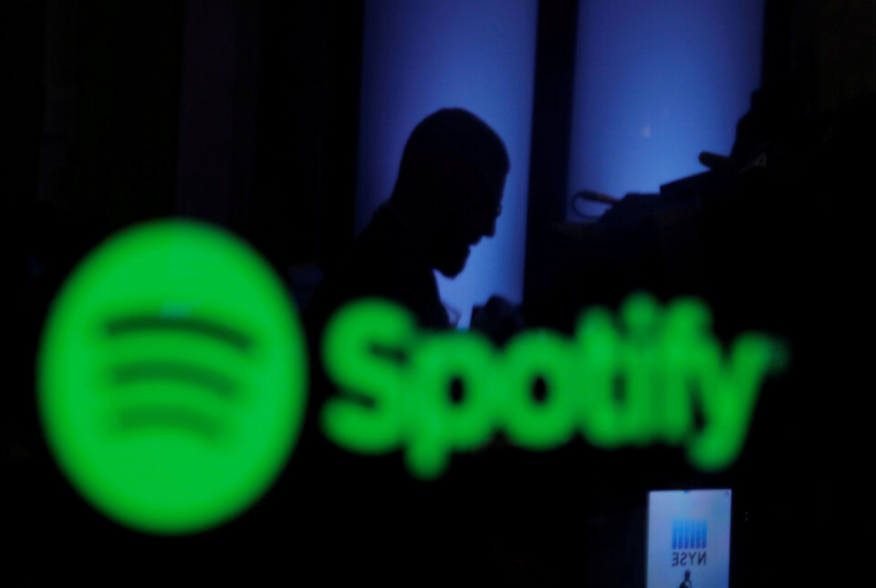Lydstrømmetjenesten Spotify gjør det bedre enn ventet, men går fortsatt i minus. Lydstrømmetjenesten Spotify gjør det bedre enn ventet, men går fortsatt i minus.