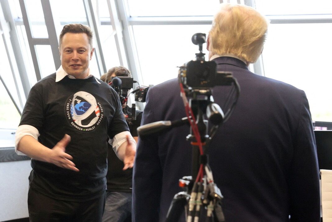 Elon Musk sammen med tidligere president Donald Trump. Bildet er fra 2020. Elon Musk sammen med tidligere president Donald Trump. Bildet er fra 2020.