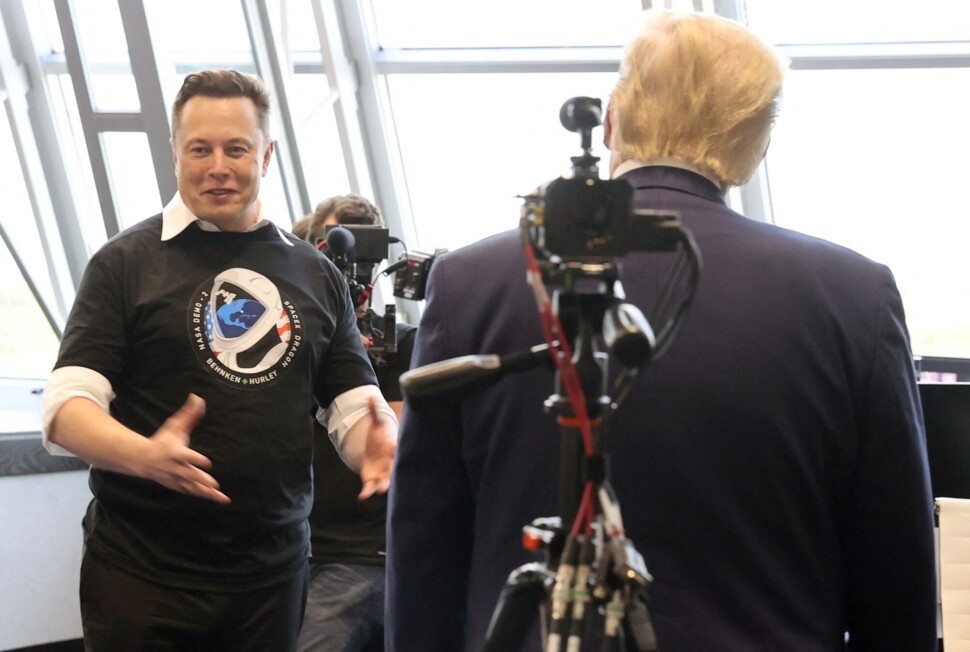 Elon Musk sammen med tidligere president Donald Trump. Bildet er fra 2020. Elon Musk sammen med tidligere president Donald Trump. Bildet er fra 2020.