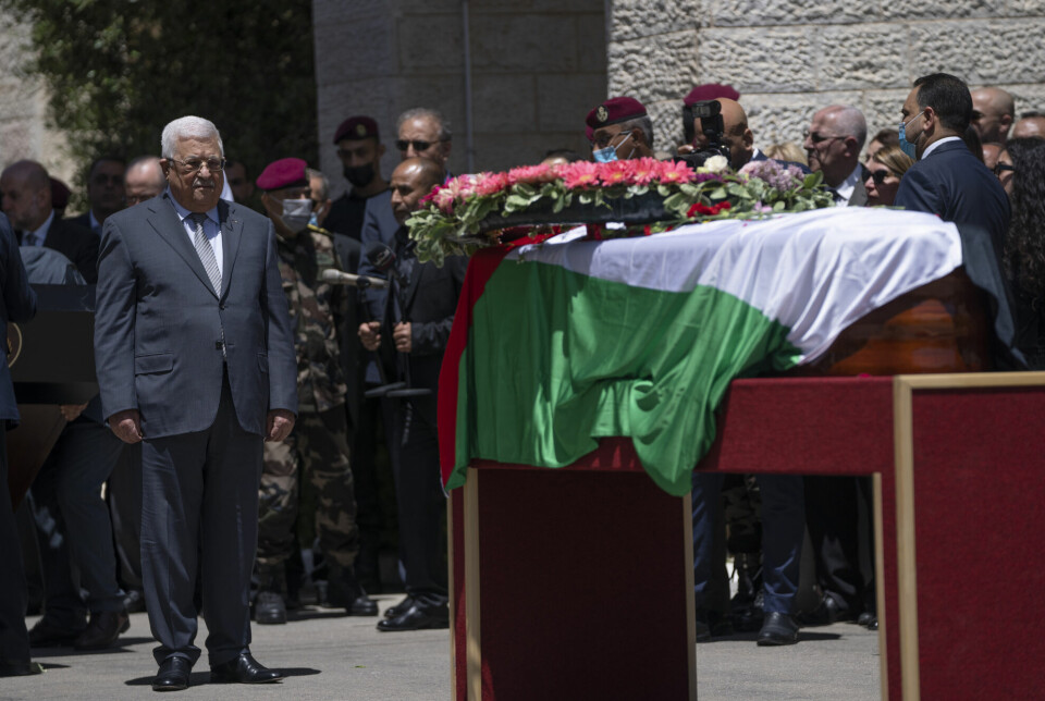 Palestinas president Mahmoud Abbas viste torsdag den drepte Al Jazeera-journalisten Shireen Abu Akleh den siste ære under en offisiell seremoni i Ramallah på den okkuperte vestbredden.