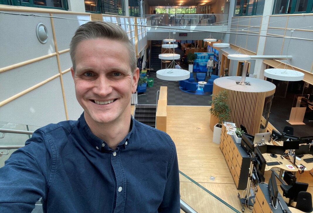 – Det er ikke akkurat en banebrytende metode, men det første jeg ser etter når jeg vurderer en sak, er hva som kan bli en god tittel, ingress og intro, sier Peder Ottosen. – Det er ikke akkurat en banebrytende metode, men det første jeg ser etter når jeg vurderer en sak, er hva som kan bli en god tittel, ingress og intro, sier Peder Ottosen.