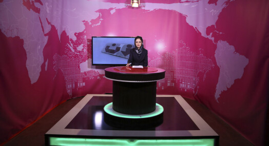 Taliban beordrer kvinner til å dekke til ansiktet på TV