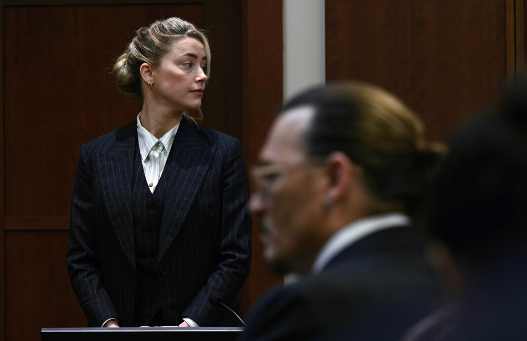 Rettssaken mellom det tidligere skuespillerparet Johnny Depp og Amber Heard har fått massiv medieoppmerksomhet verden over. Rettssaken mellom det tidligere skuespillerparet Johnny Depp og Amber Heard har fått massiv medieoppmerksomhet verden over.