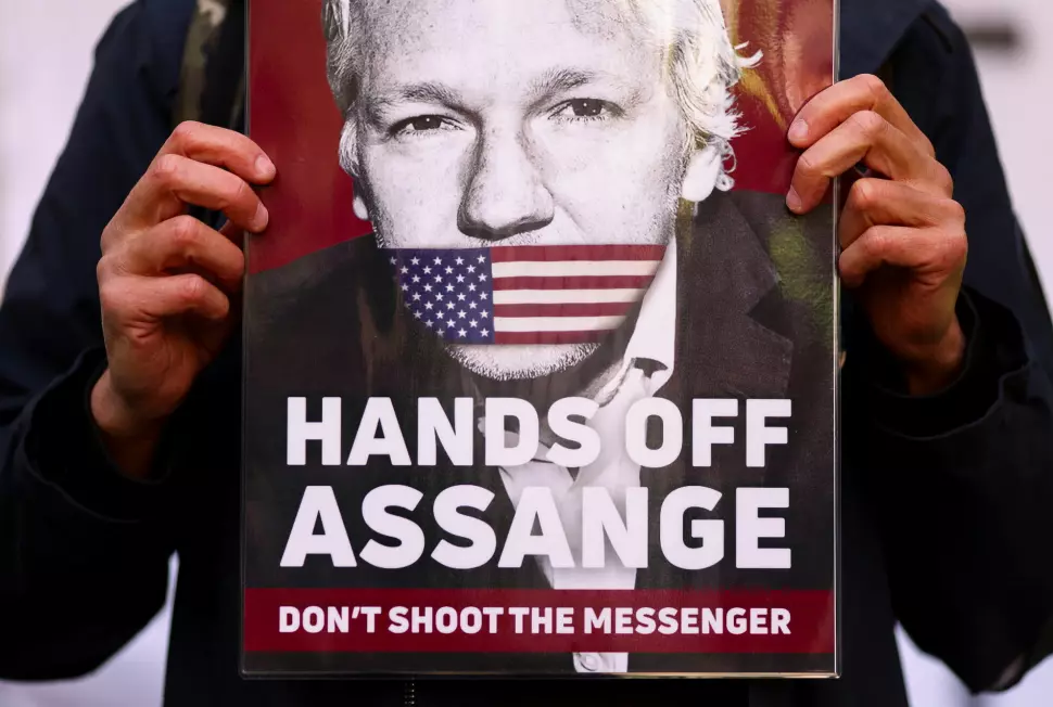 Julian Assange blir det åttende æresmedlemmet i Norsk PEN.