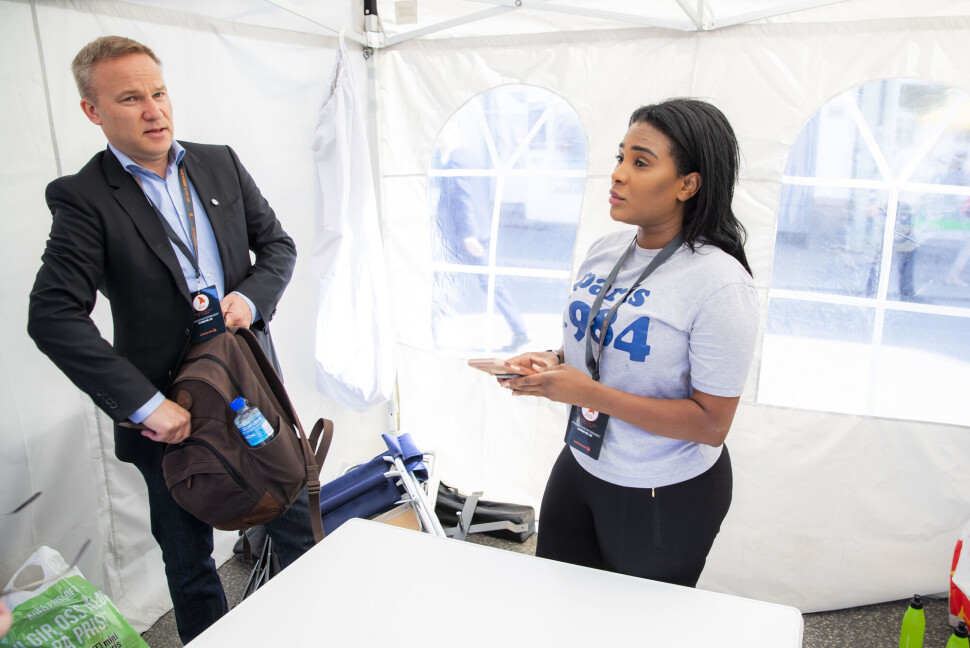 Resett-redaktør Helge Lurås og Shurika Hansen sammen på Arendalsuka i 2019. Resett-redaktør Helge Lurås og Shurika Hansen sammen på Arendalsuka i 2019.