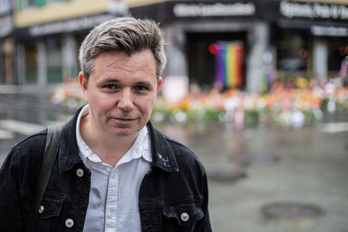 Henrik Pryser Libell er nyhetsredaktør i Juridika og har frilanset for New York Times siden 2011. Henrik Pryser Libell er nyhetsredaktør i Juridika og har frilanset for New York Times siden 2011.