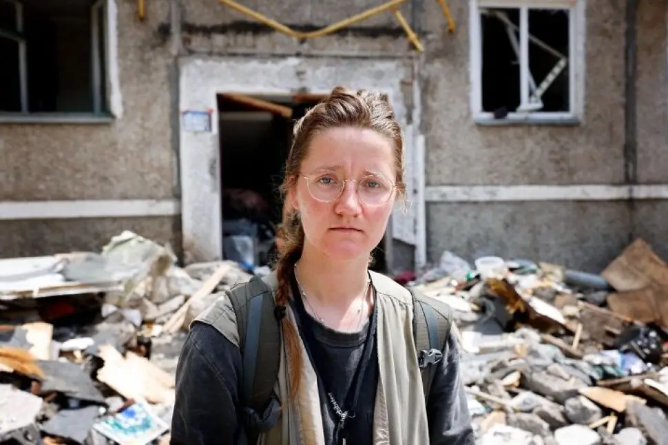 Gina Grieg Riisnæs på jobb i Mykolaiv, sør i Ukraina, mandag 4. juli. Gina Grieg Riisnæs på jobb i Mykolaiv, sør i Ukraina, mandag 4. juli.