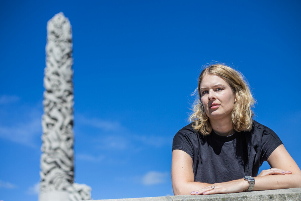 NRK-journalist Maren Kvamme Hagen har gjennopplivet historien til de tre steinhoggerne som laget Monolitten i Vigelandsparken.