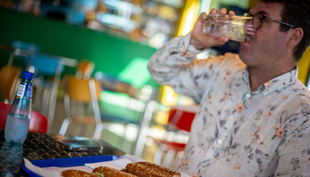 Å gå på restaurant er det beste Mathias Steinbru vet. Å gå på restaurant er det beste Mathias Steinbru vet.