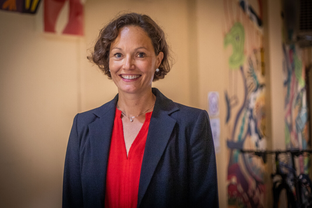 Med en politiker som mor og en redaktør som far er Christina Kullmann Five både spent og klar for å innta rollen som nisjeredaktør i Altinget. Med en politiker som mor og en redaktør som far er Christina Kullmann Five både spent og klar for å innta rollen som nisjeredaktør i Altinget.