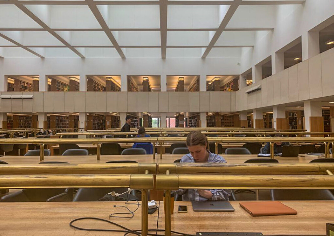 Forskningsjournalist Hanne Østli Jakobsen har tilbrakt våren på universitetet i Oxford, hvor hun har undersøkt medienes dekning av «long covid». Forskningsjournalist Hanne Østli Jakobsen har tilbrakt våren på universitetet i Oxford, hvor hun har undersøkt medienes dekning av «long covid».