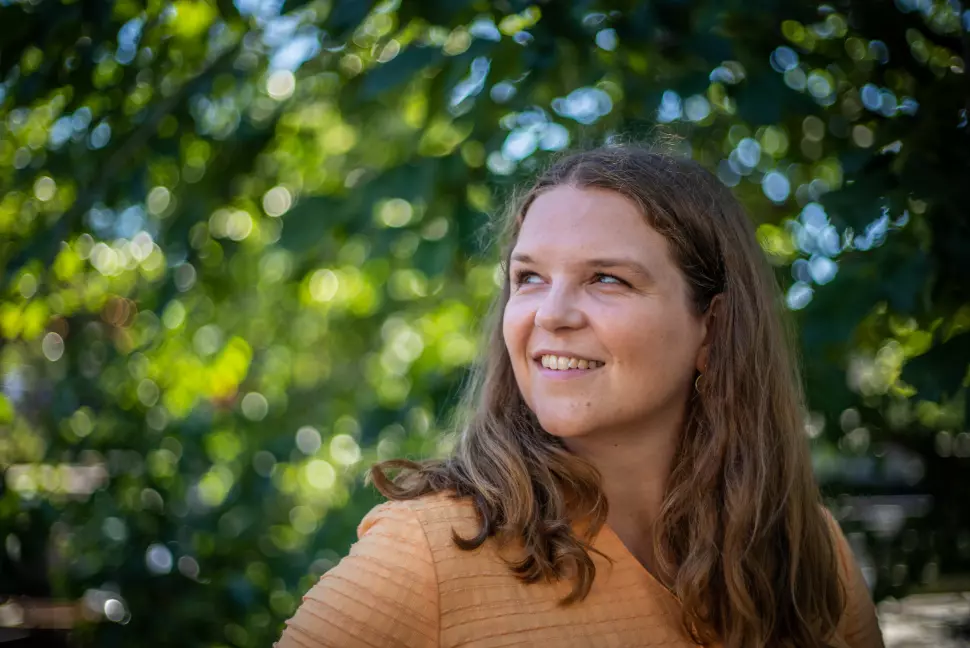 Nisjeredaktør i nysatsingen Altinget, Elisabeth Bergskaug, har skrevet masteroppgave om norsk presses klimadekning under valgkampen i fjor.