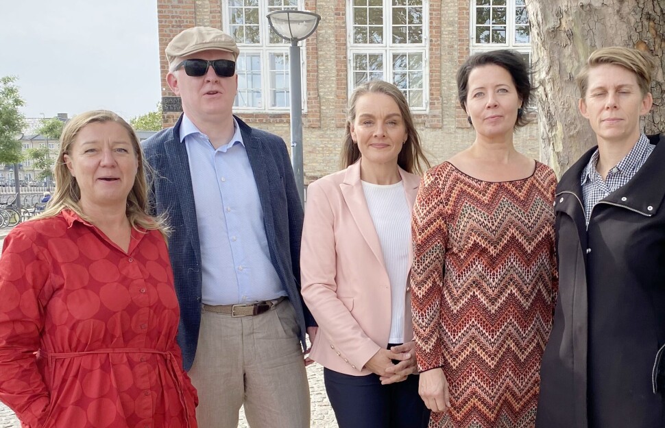 Lederne for de nordiske journalistlagene: (f.v.) Tine Johansen, (DJ), Dag Idar Tryggestad, (NJ), Sigríður Dögg Auðunsdóttir, (BI), Ulrika Hyllert, (SJF) og Hanne Aho, (UFJ). Lederne for de nordiske journalistlagene: (f.v.) Tine Johansen, (DJ), Dag Idar Tryggestad, (NJ), Sigríður Dögg Auðunsdóttir, (BI), Ulrika Hyllert, (SJF) og Hanne Aho, (UFJ).