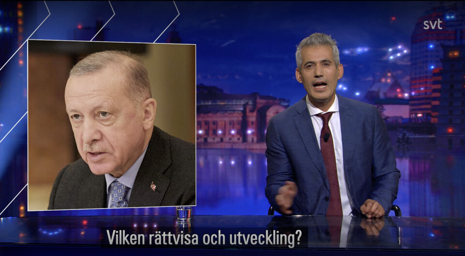Tyrkias president Recep Tayyip Erdogan får gjennomgå i svensk satireprogram. Tyrkias president Recep Tayyip Erdogan får gjennomgå i svensk satireprogram.