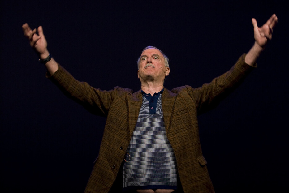 John Cleese får eget show på høyreorientert britisk tv-kanal