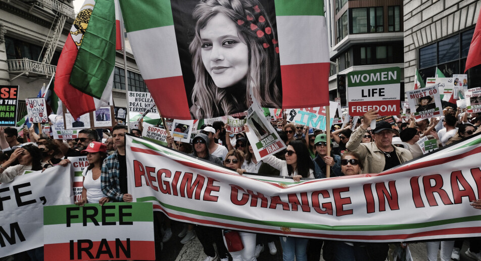 Journalist fengslet etter intervju med Mahsa Aminis far