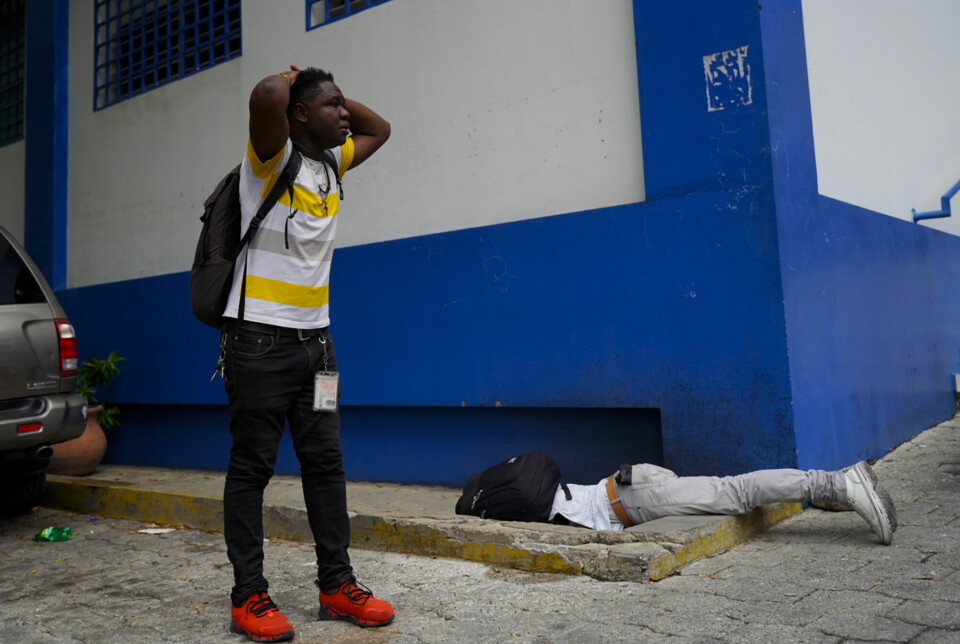 Den haitiske journalisten Romelson Vilsaint ble drept da politifolk åpnet ild mot en gruppe journalister som krevde en kollega løslatt i Port-au-Prince i forrige måned.