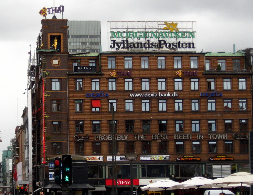 Flere store danske aviser kutter i antall ansatte. Det gjelder både Ekstra Bladet, Politiken og Jyllands-Posten. Flere store danske aviser kutter i antall ansatte. Det gjelder både Ekstra Bladet, Politiken og Jyllands-Posten.