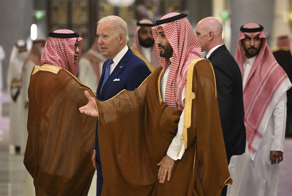 USAs president Joe Biden fikk mye kritikk for å delta på et møte i Golfrådet i Saudi-Arabia i sommer sammen med blant andre den sterkt omstridte prinsen Mohammed bin Salman. USAs president Joe Biden fikk mye kritikk for å delta på et møte i Golfrådet i Saudi-Arabia i sommer sammen med blant andre den sterkt omstridte prinsen Mohammed bin Salman.