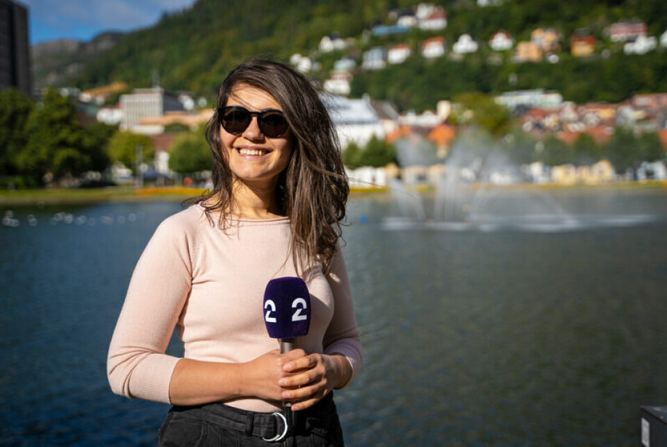 Hverdagen har ikke bare vært en dans på roser siden Aysun Yazici og ektemannen flyktet til Norge, men i dag er hun svært fornøyd og takknemlig for at hun kan jobbe som journalist igjen.