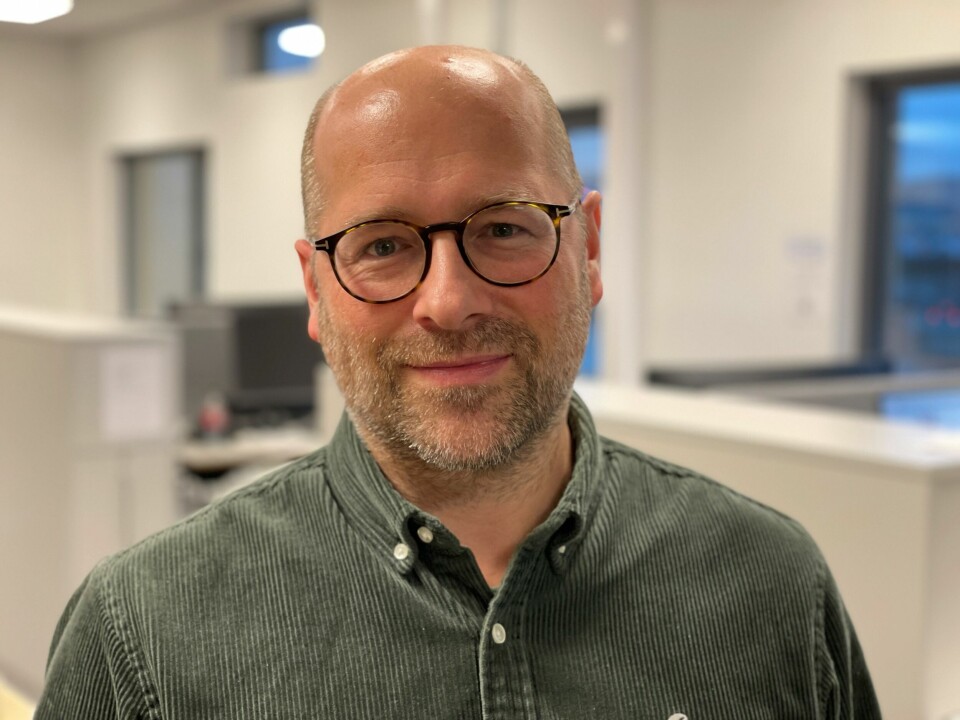 Lars Østraat er redaktør i Trønderbladet. Avisa får en reduksjon på 66 prosent på pressestøtten fra Medietilsynet.