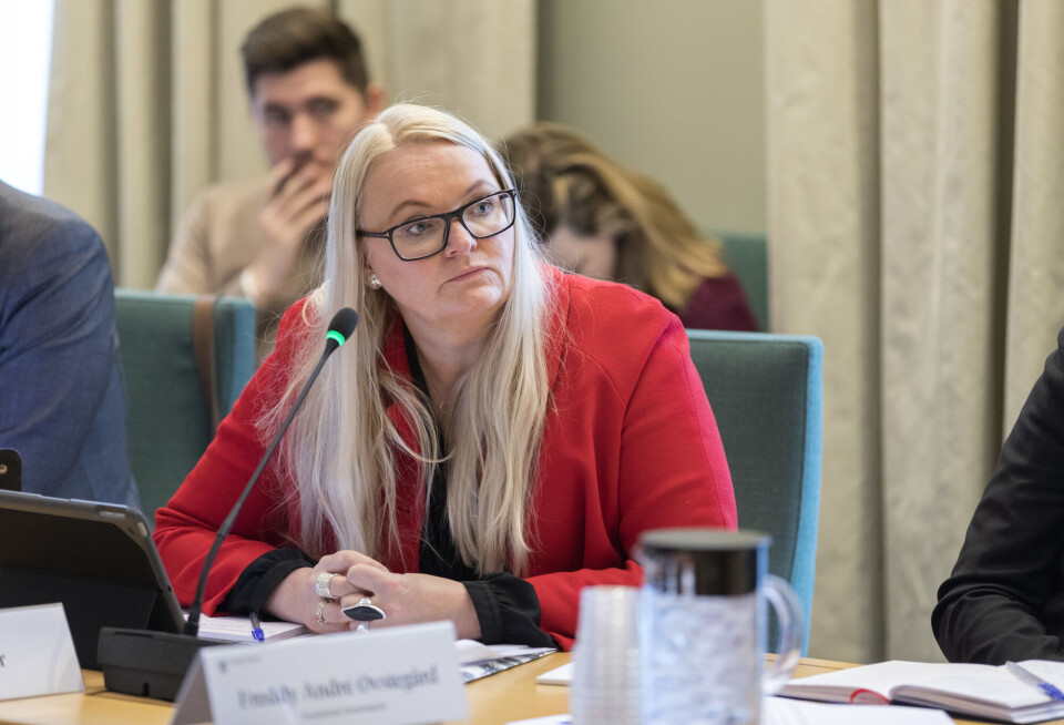 Mediepolitisk talsperson Åslaug Sem-Jacobsen i Senterpartiet har liten tro på at forslaget om mediemoms kan få særlig politisk støtte. Mediepolitisk talsperson Åslaug Sem-Jacobsen i Senterpartiet har liten tro på at forslaget om mediemoms kan få særlig politisk støtte.