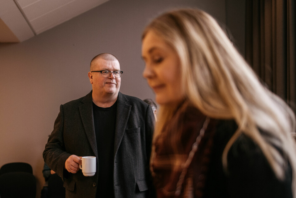 Leder for NJ i NRK Rolf Johansen, og nestleder i Norsk Journalistlag (NJ) Hege Fagerheim under årets lønnsforhandlinger.