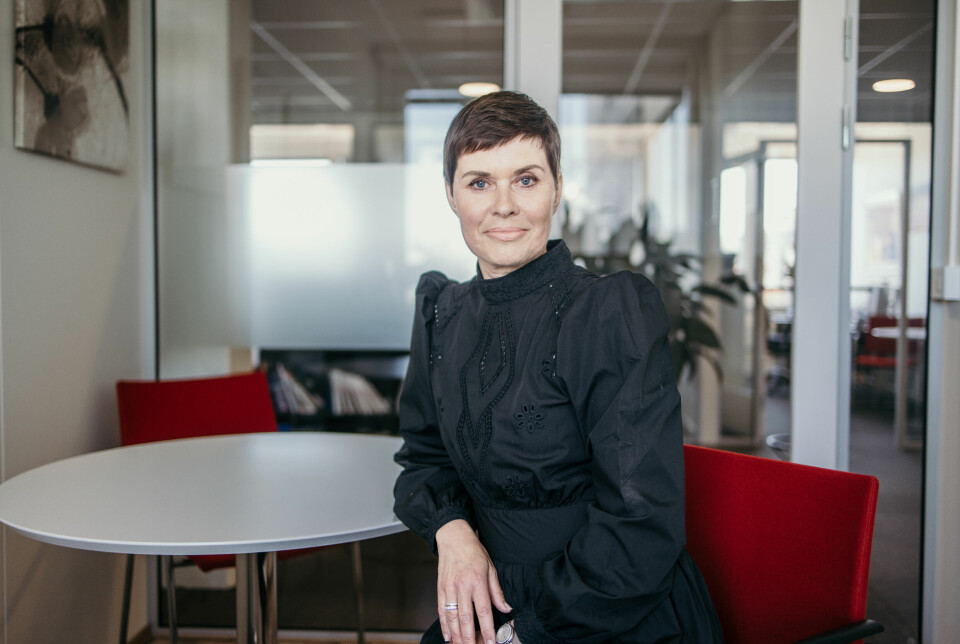 Ina Lindahl Nyrud i Norsk Journalistlag ønsker høye nok bøter til selskaper som bryter åpenhetsloven.