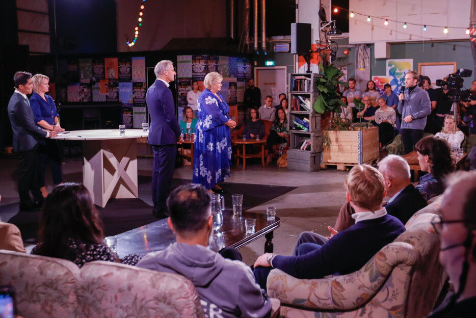 NRK svært fornøyd med folkemøtet i Tromsø:  – Vi får mye reaksjoner når de bare snakker i munnen på hverandre