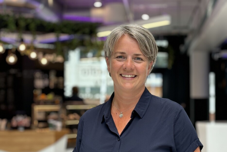 Etterlyser lavere skuldre i lokalaviser: – Kan være en befrielse å utvide gravebegrepet