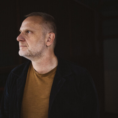 Frank Rossavik om å være tunghørt: – Jeg går ikke foran med et godt eksempel