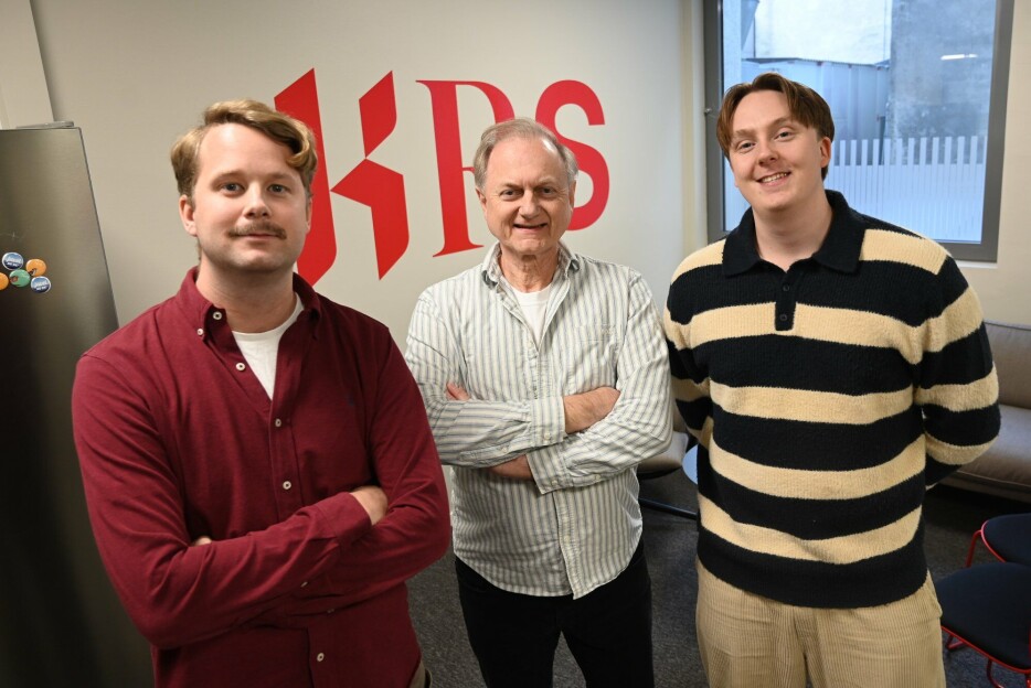 KRS ansetter tre journalister