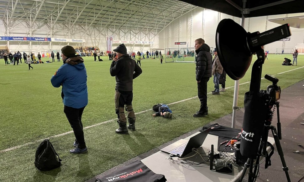 Malviknytt brukte selfie-fotoboks for å dekke fotballcup